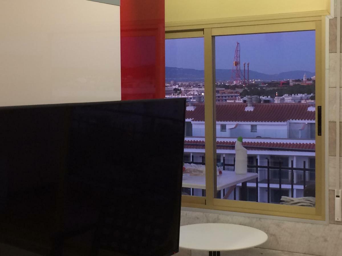 Apartamento En Salou Con Las Vistas Al Port Aventura Eksteriør billede